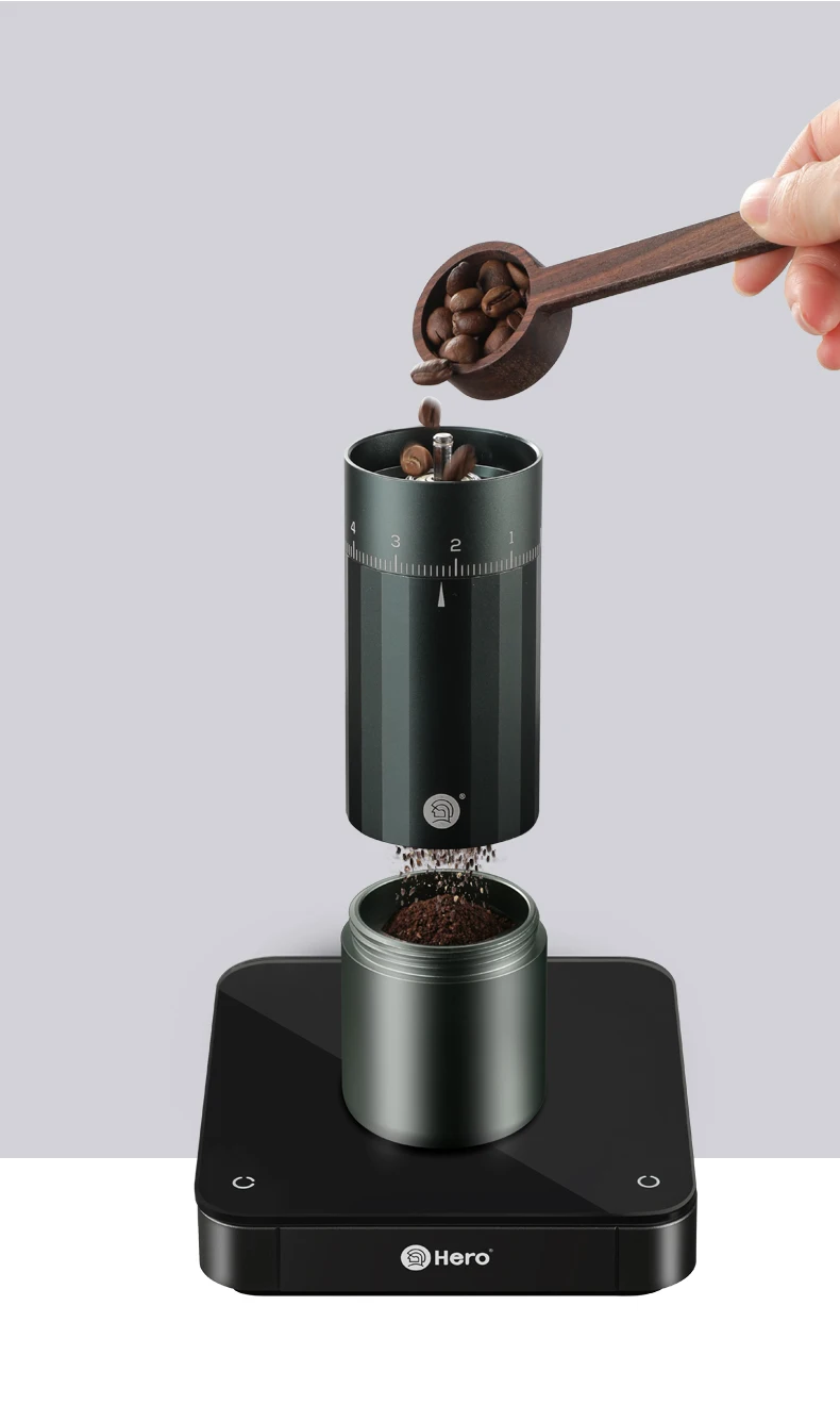 Molinillo de café Manual chapado en titanio y acero inoxidable ForZ5