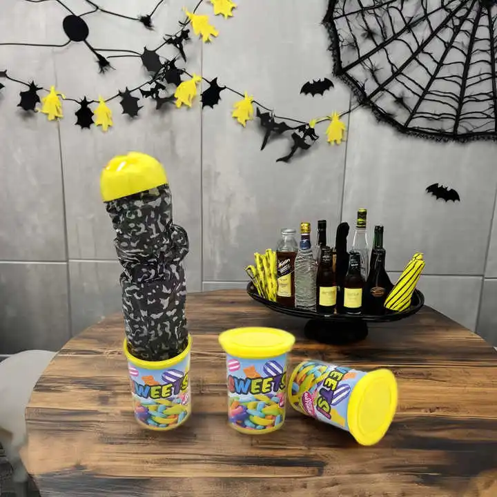 いたずらポテトチップジャンプできる春のヘビのおもちゃギフトエイプリルフールハロウィンパーティーの装飾ジョークいたずらトリック楽しいジョークおもちゃギフト