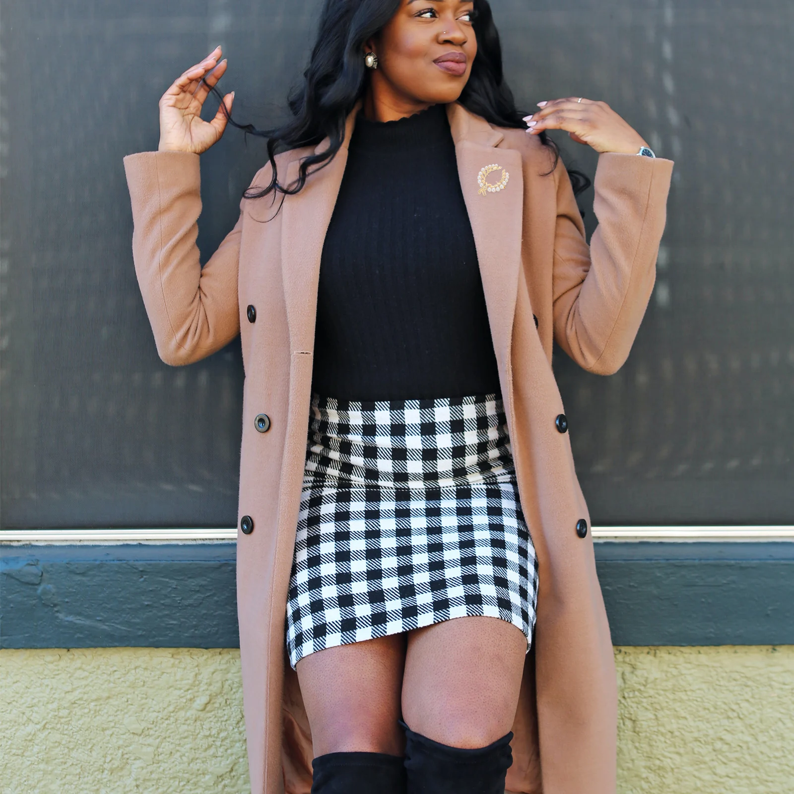 

2Pcs Retro Pearl Corsage Vintage Brooch Alloy Sweater Brooches Lady Clothing Decorations Elegant Accessories for Suits Dresses