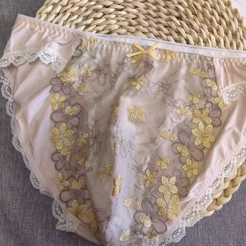 

Embroidered Lace Ice Silk Splicing Men Mid Waist Lingerie Sissy Sexy Semi Transparent Undies Jockstrap Cute Sweety Print Briefs