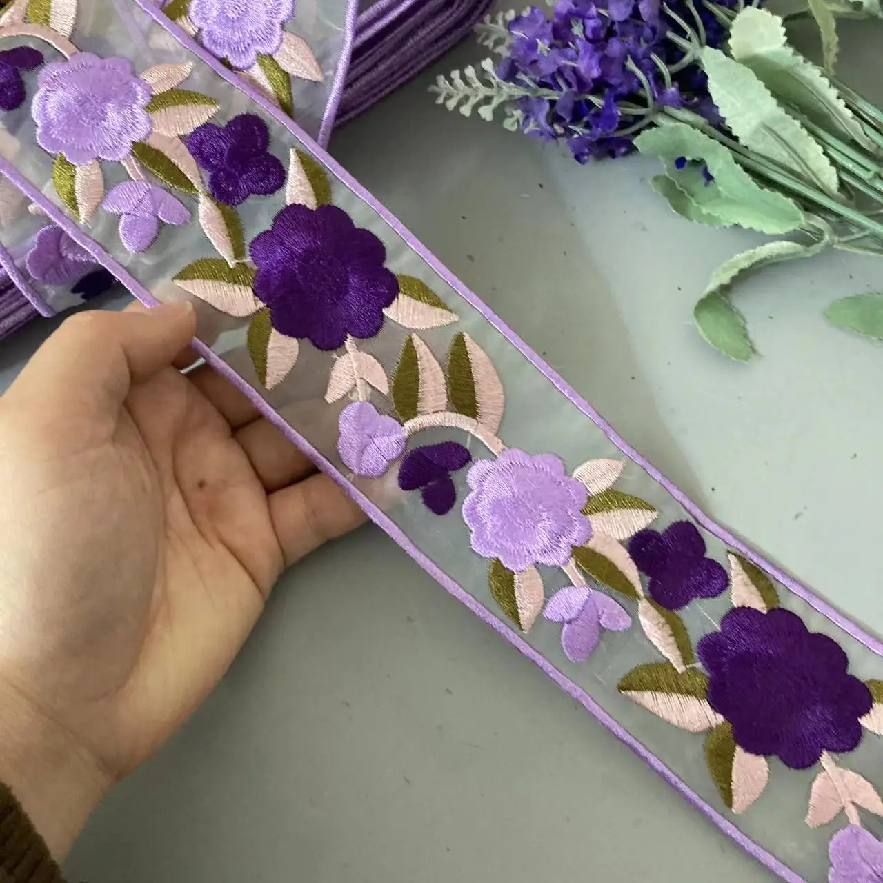 

2 Yards 5.5cm Purple Embroidery Water Soluble Lace Ribbon for Clothes Bag Crafts Lace Barcode Flower Fabric