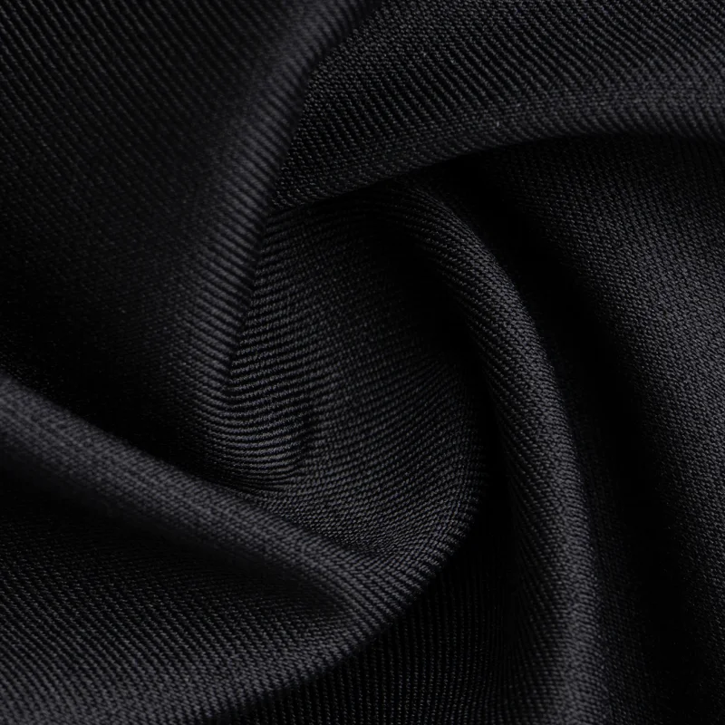 Damen-Minirock mit hoher Taille, Wickeldesign, asymmetrischer Schnitt, Metallschnalle, vorne mit Schlitz, kurzer schwarzer Rock, modisches Streetwear-Oberteil. – Detail 9