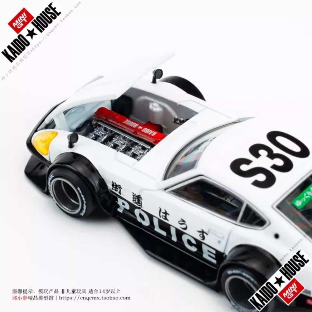 

Kaido House+MINIGT TSM 1:64 Realistic 208 Fairlady Z S30 Display Diecast Model Car