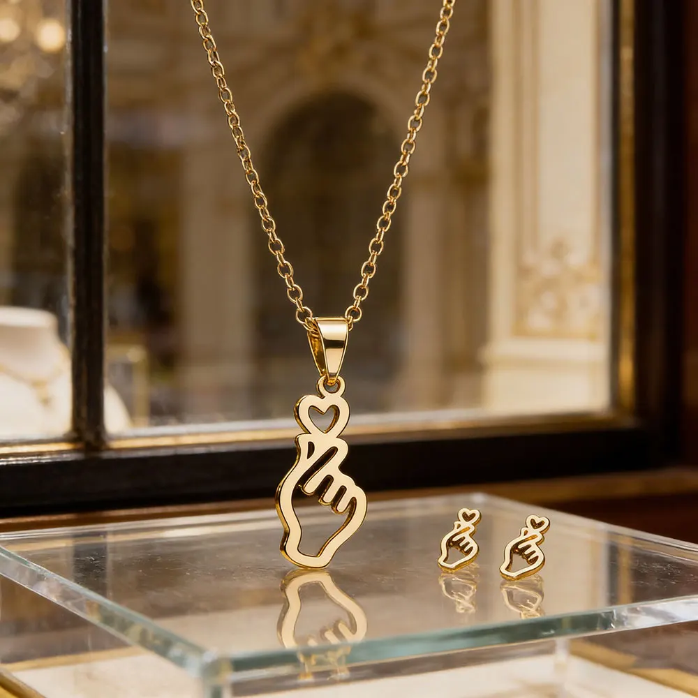 

Heart Gesture Peach Heart Necklace Earrings Set 1Pc Women's Hollow Palm Chic Collar Chain Set