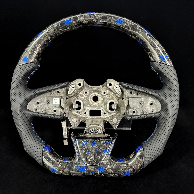 Blue forged carbon fiber steering wheel available for Renault Megane 4 and RS