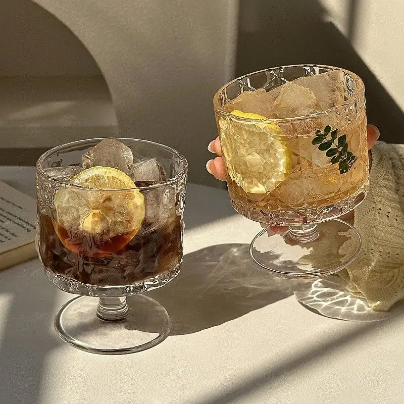 

Niche style design, ancient tree bark tall glass, high-looking sparkling water wine glass