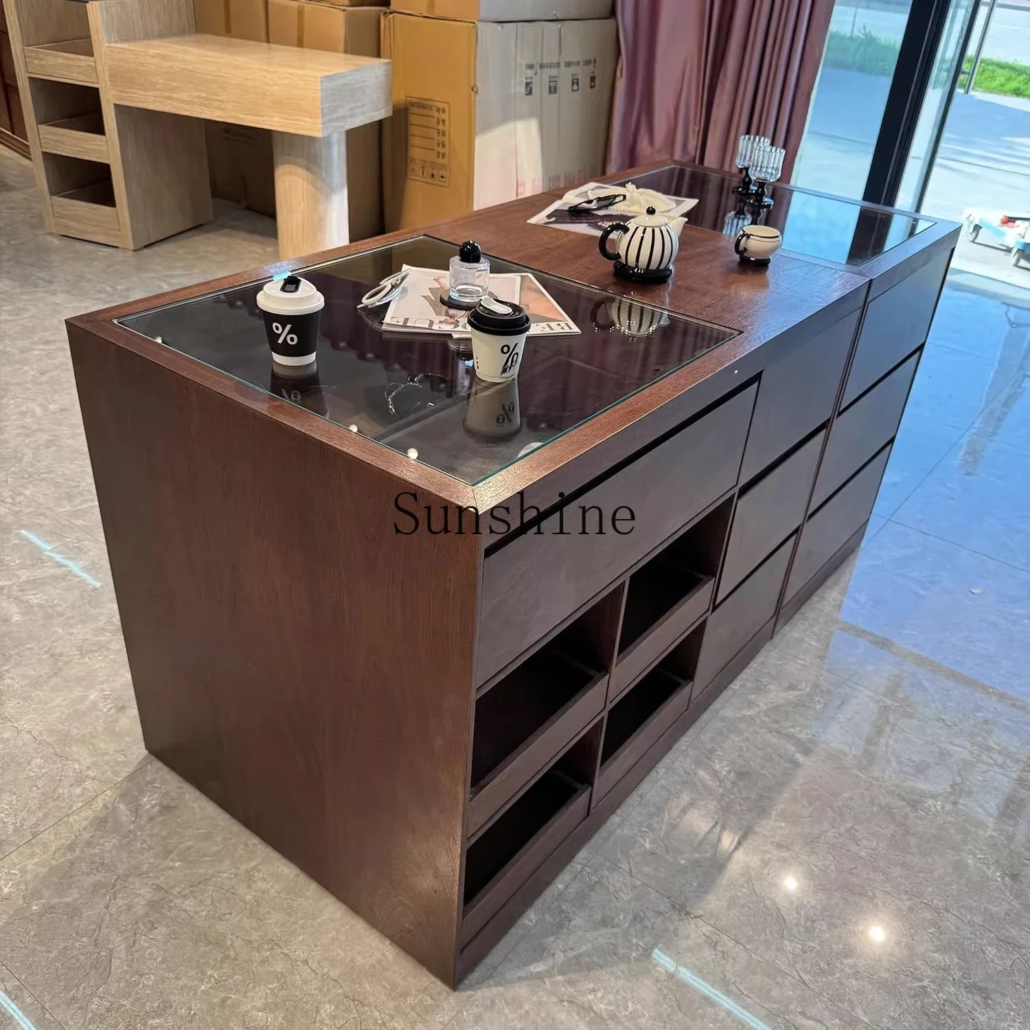 

Clothing store Nakajima cabinet display table retro paint display table customization FT