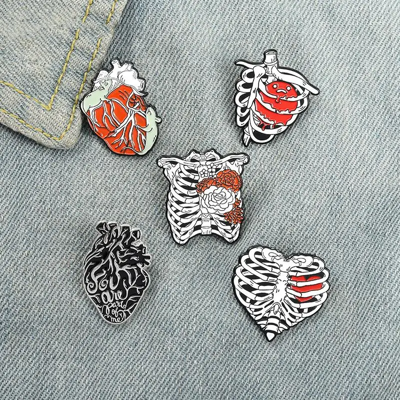 Love Even Dead Enamel Pins Custom Rib Cage Rose Heart Brooch Lapel Badge Bag Gothic Punk Jewelry Gift for Friends