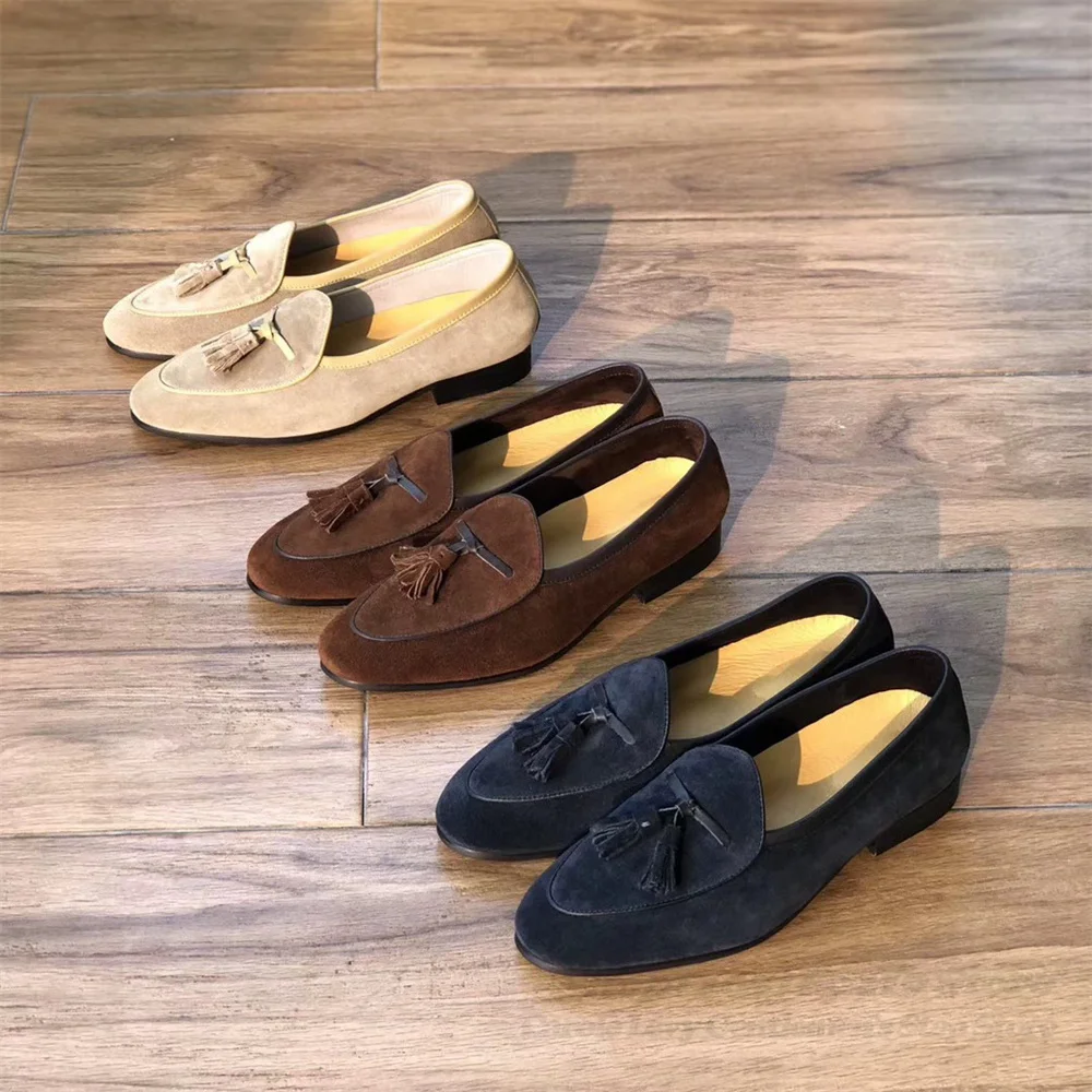 شرابة ديكور حذاء رجالي الأزرق الداكن عادية الانزلاق على الشقق الجلد المدبوغ جلد طبيعي حذاء كاجوال مكتب فستان حفلات الزفاف الأحذية