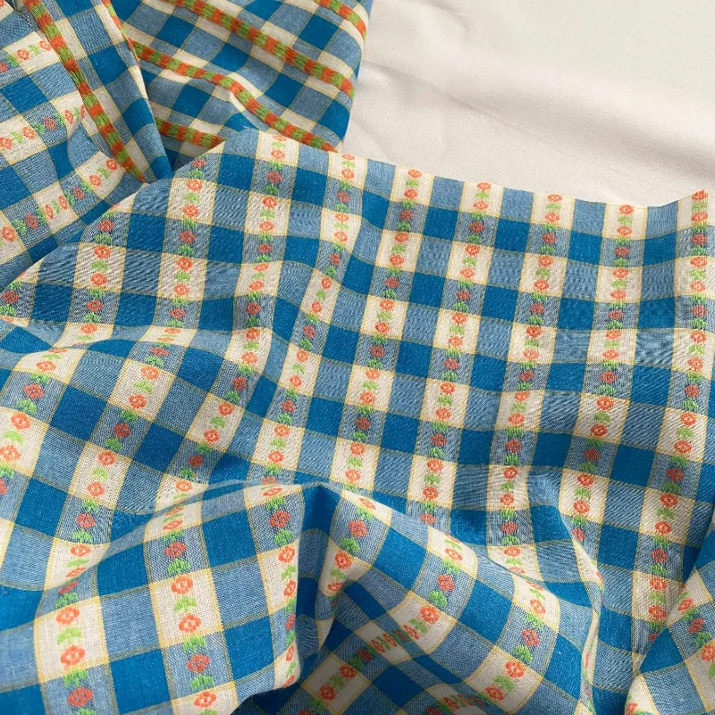 Small fresh blue and white plaid exquisite weaving and embroidery small flower polyester cotton clothing fabric DIY, 145x50cm