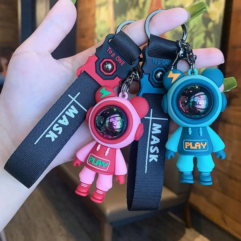 Fashion Cool Bear Keychain Cute Astronaut Keyring Couple Car Keyholder Bag Pendant DIY Tassels Car Key Chains Birthday Gift