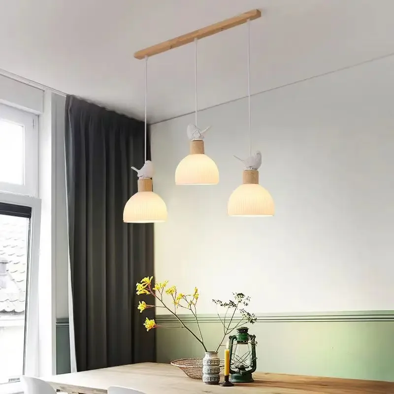 Nordic Dining Room Pendant Lights, Decoração moderna simples para pássaros, Droplight de vidro de madeira para bar e restaurante