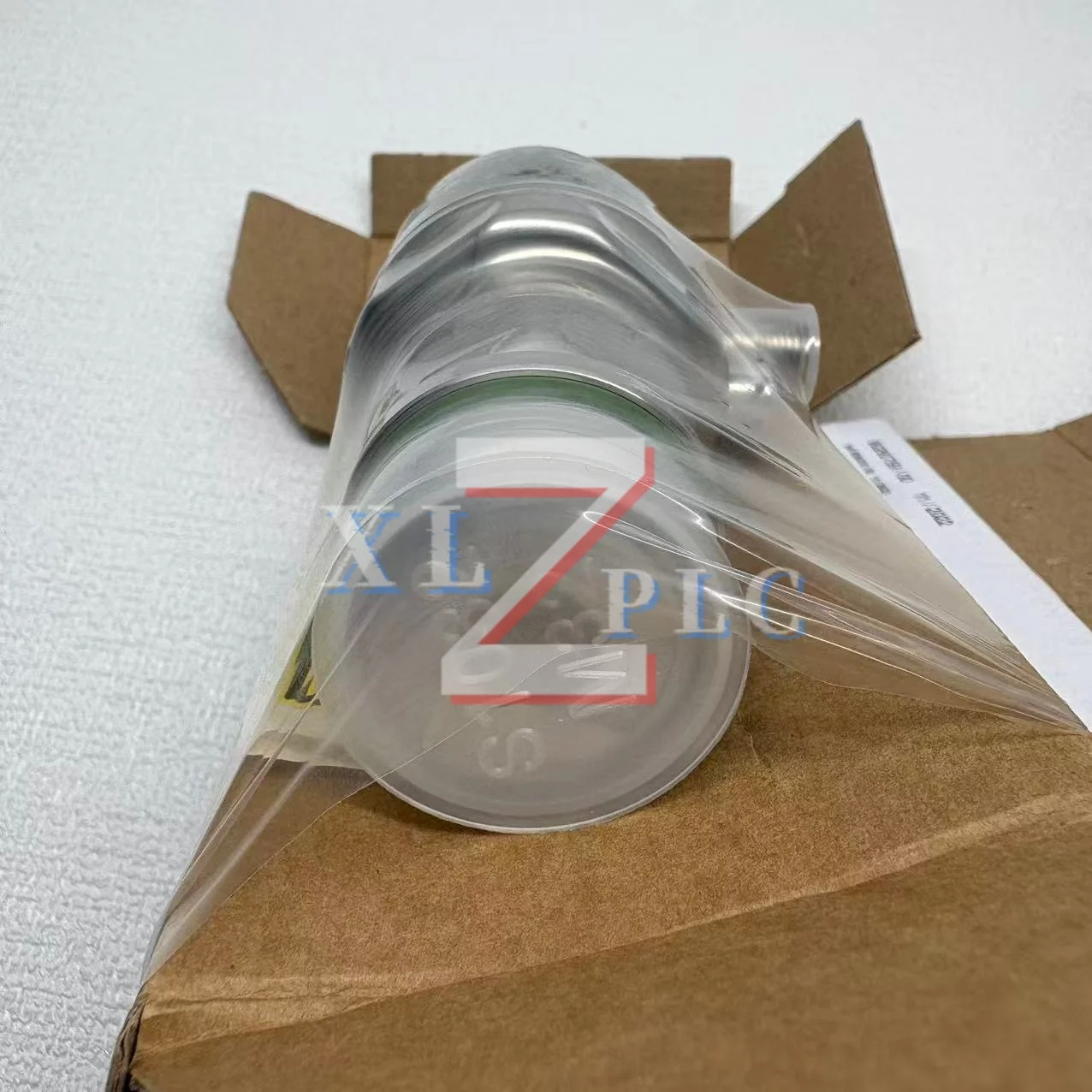 

PI2799 brand new PI-1-1BREA01-MFRKG/US/ /P Pressure sensor