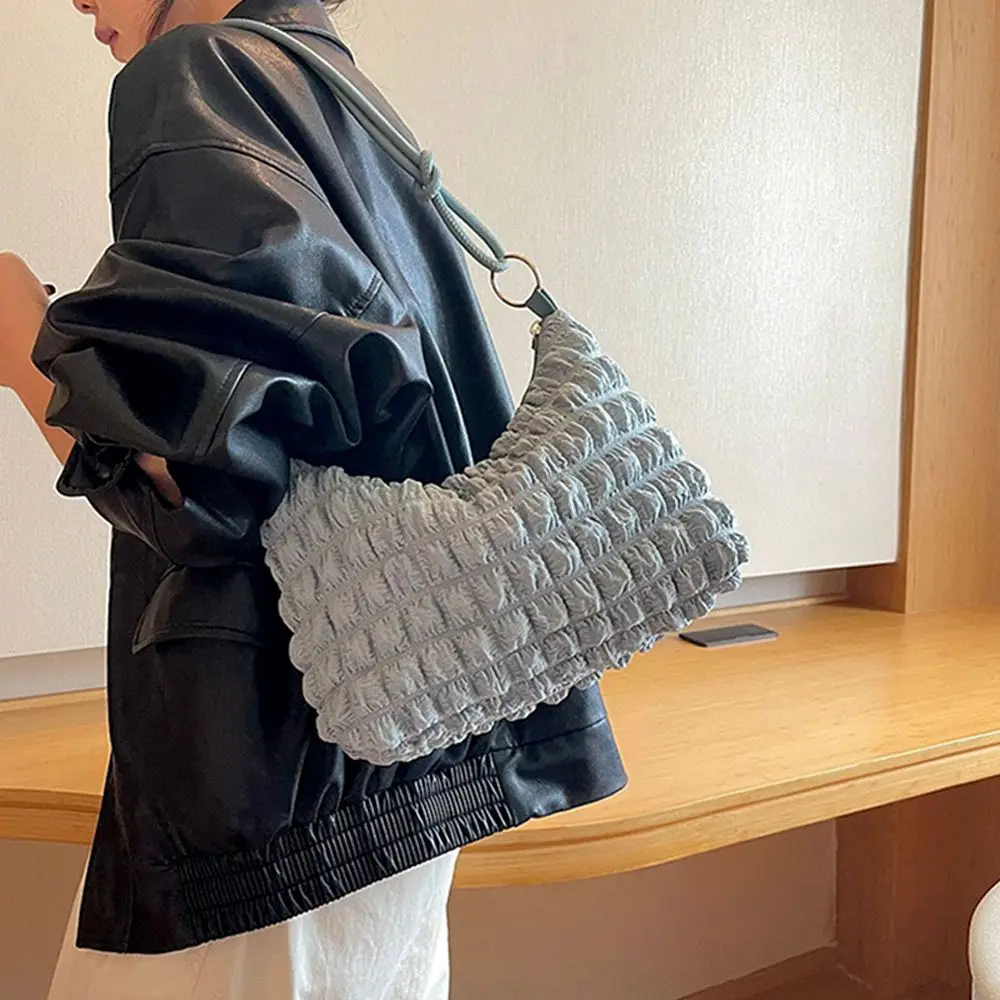 퀄티드 숄더백 뽀글이 구름백 주름 패딩 데일리 폭신 버블 퀄팅백
