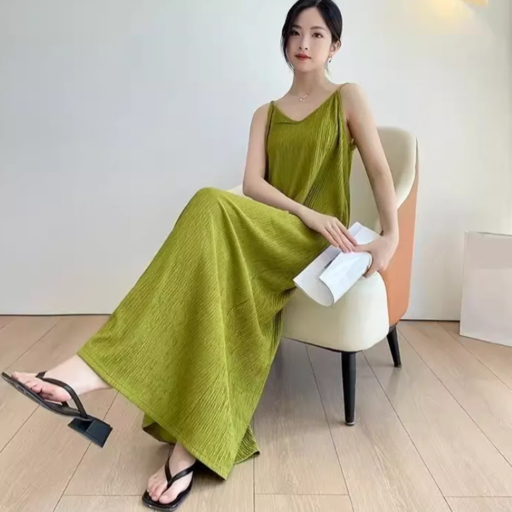 Elegant A-line Loose Sling Dress Round Neck Solid Color Sleeveless Long Dress Beachwear Beach Vacation Sundress Summer