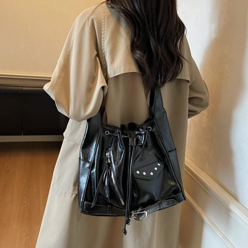 

High-End Women's Shoulder Bag Crafted From Star-Patterned Leather Featuring Elegant Finland Vintage Lightweight Soft Look