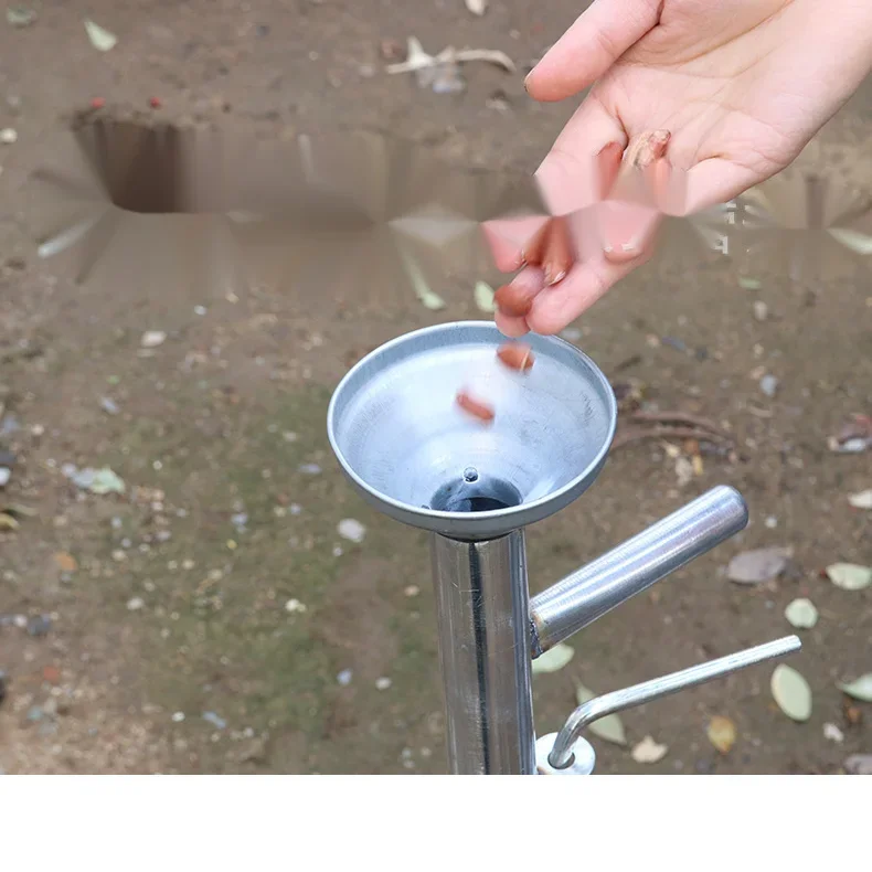 Planting Seedling Device Sowing Vegetable Agricultural Tools Soybean Peanut Corn Planting Digger Hole Artifact Seedling