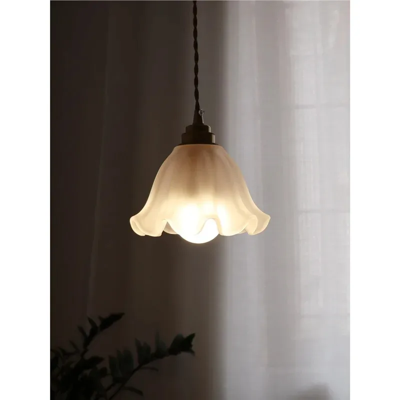 Japanese Retro Restaurant Bar Bedside Bed and Breakfast Milk Tea Shop Single Head Glass Flower Chandelier