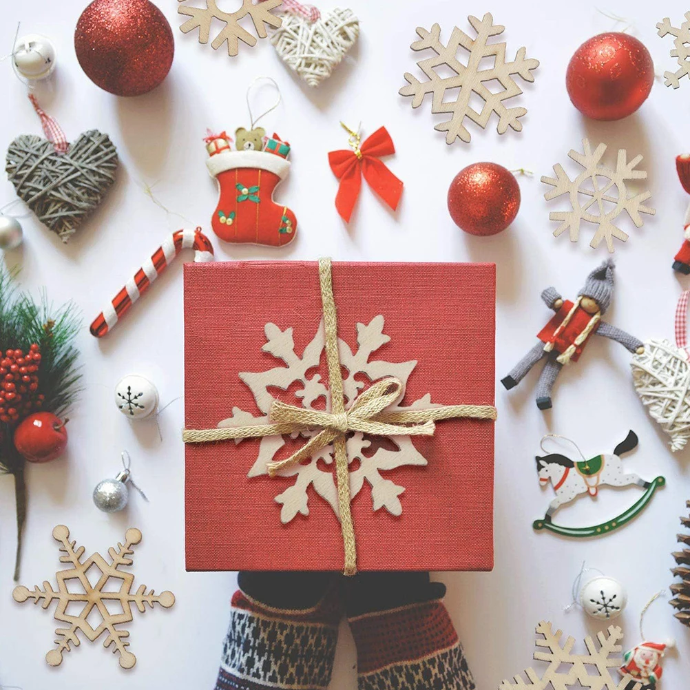 100 Pcs Snowflake Wooden naments Unfinished DIY Christmas Decorations 50MM Hanging Pendants Craft Supplies Party Favor