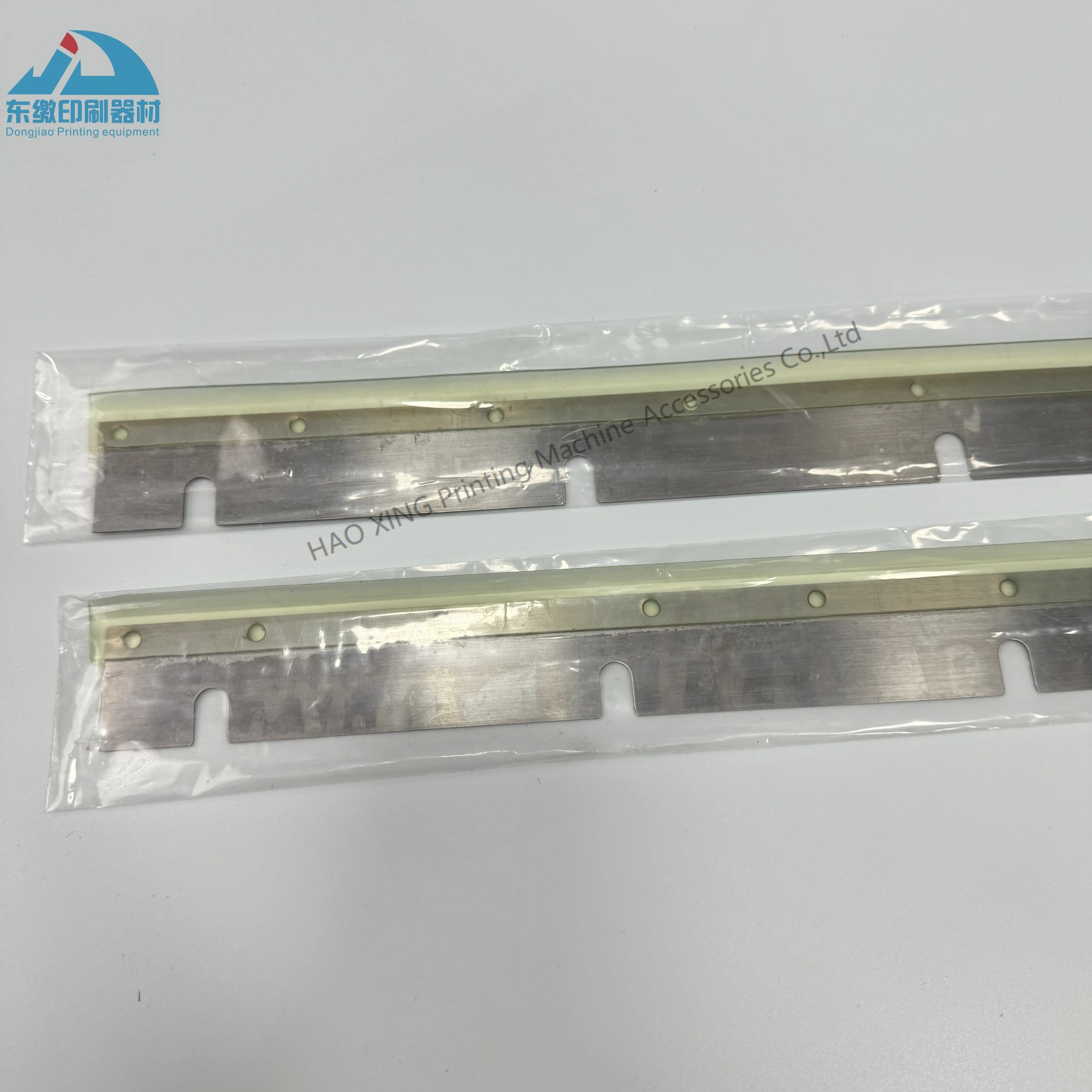 

Printing Machinery Spare Parts Squeegee for Mitsubishi D3000 3F V3000 Offset Printing Accessories Wash up Blade Top Quality