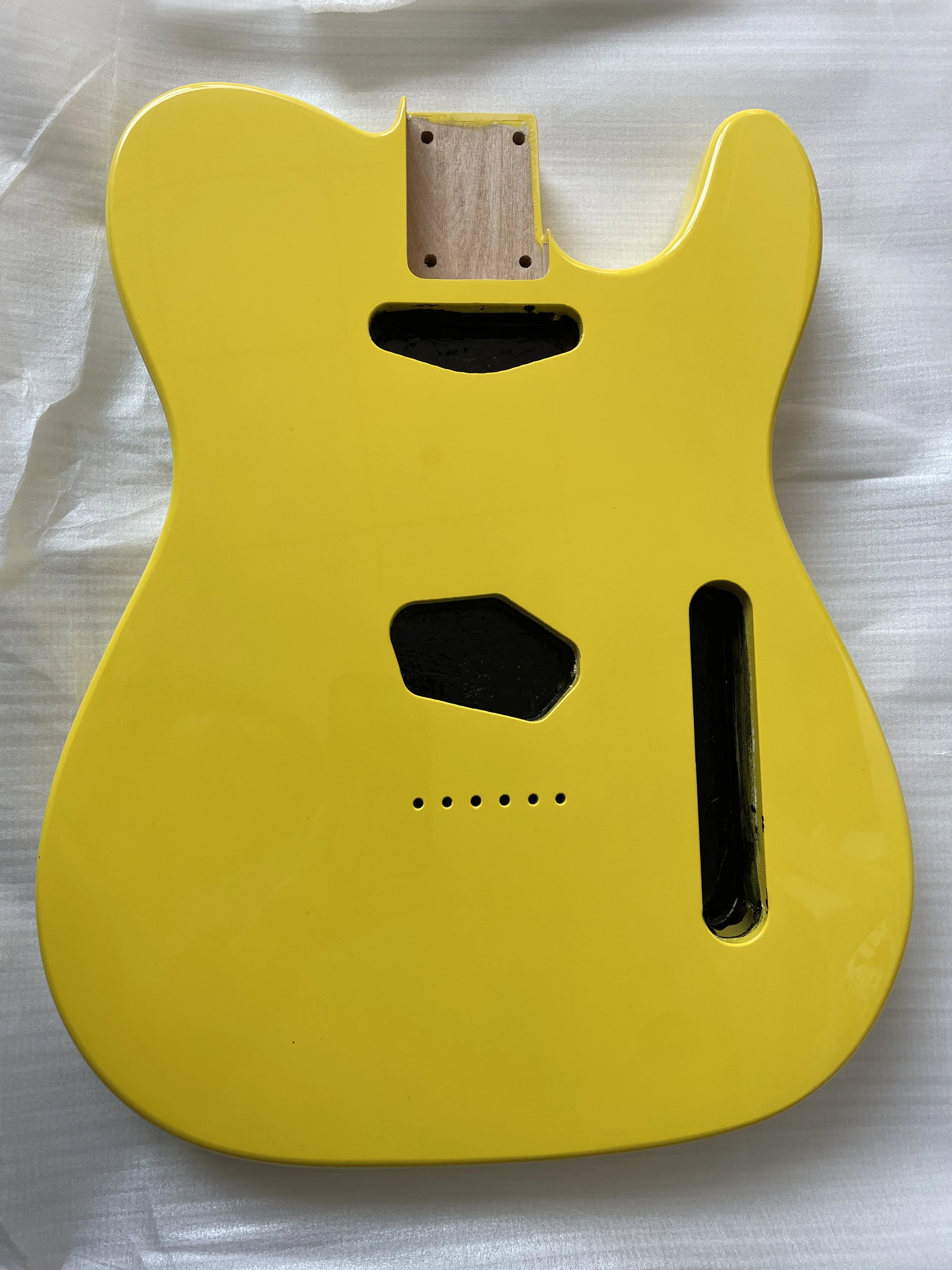 Alder Wood Multicolor Pallet Body, High Gloss Finished for T L Eectric Guitar Replacement, 5.56cm Heel, High Quality