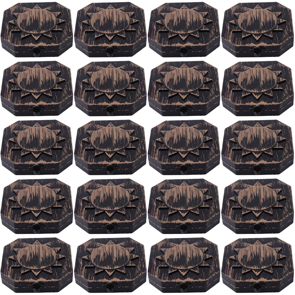 

20pcs Pirate Compass Vintage Favors Realistic Decorations Plastic Toys Cosplay Props Retro Style Party Favors