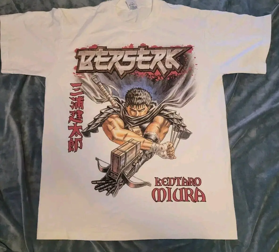 Berserk Kentaro Miura Modern Vintage Style Anime Guts Casca Manga Shirt Sz L