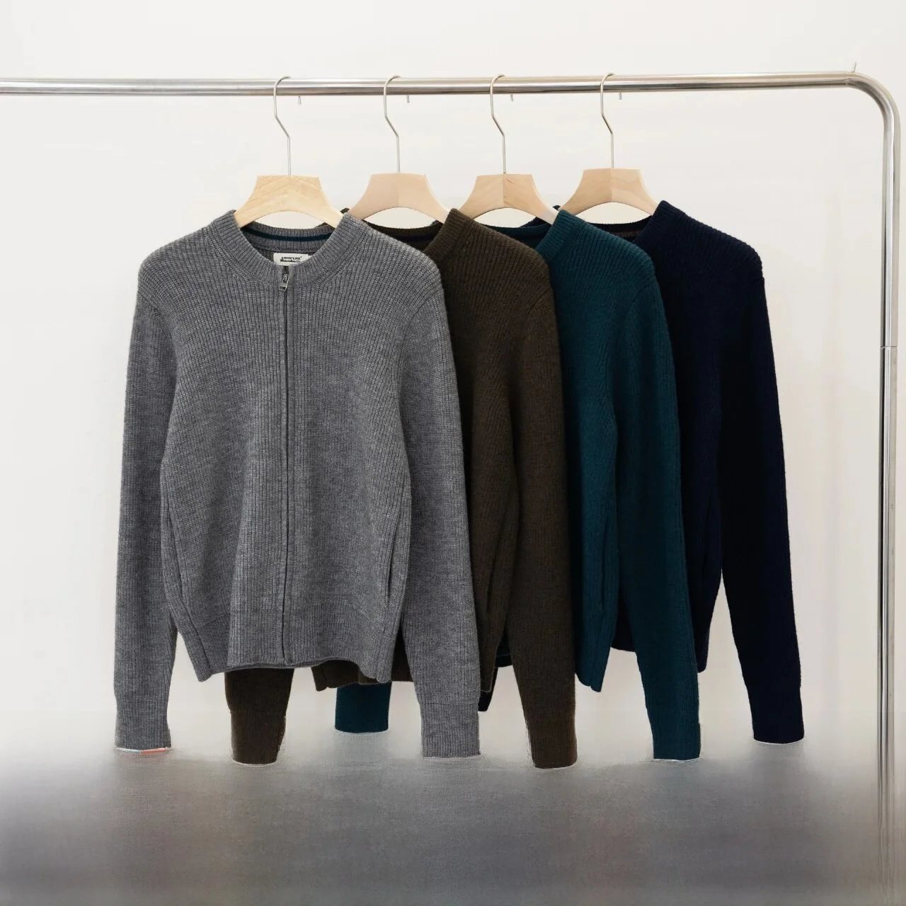 

Warm And Skin-friendly Knitted Sweater Zipper round Ne Casual Sle for Men Autumn Winter Commuting Leisure Faionable Ope...