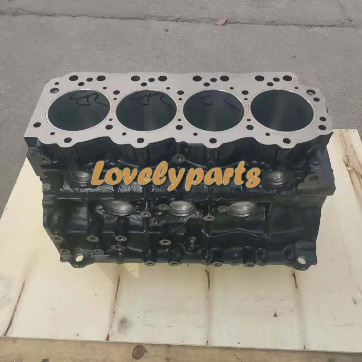 

Fits Isuzu 4JH1 truck diesel engine short block auto parts