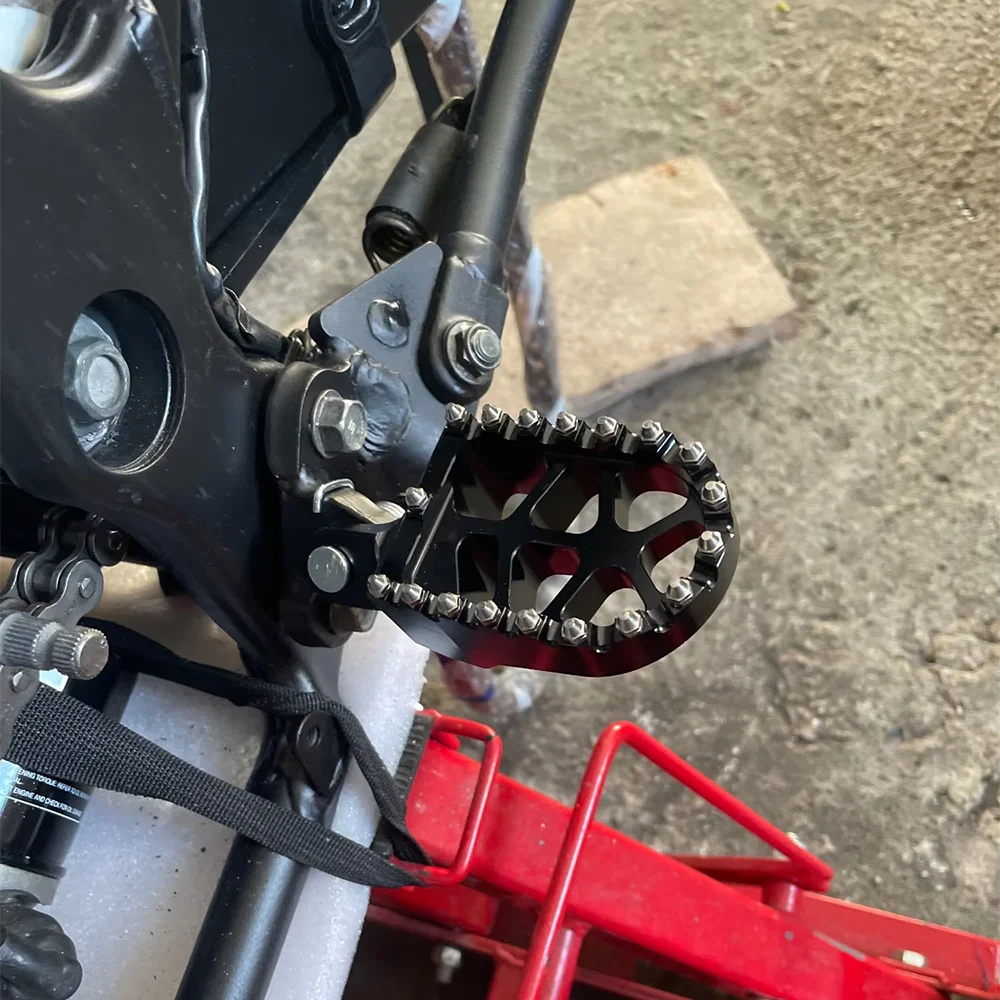 Für HONDA CRF230L CRF 230 L CR80R CR80RB CR85R CR85RB CR 80R 85R 85RB Motorradzubehör Fußrasten Fußpedale – Detail 2