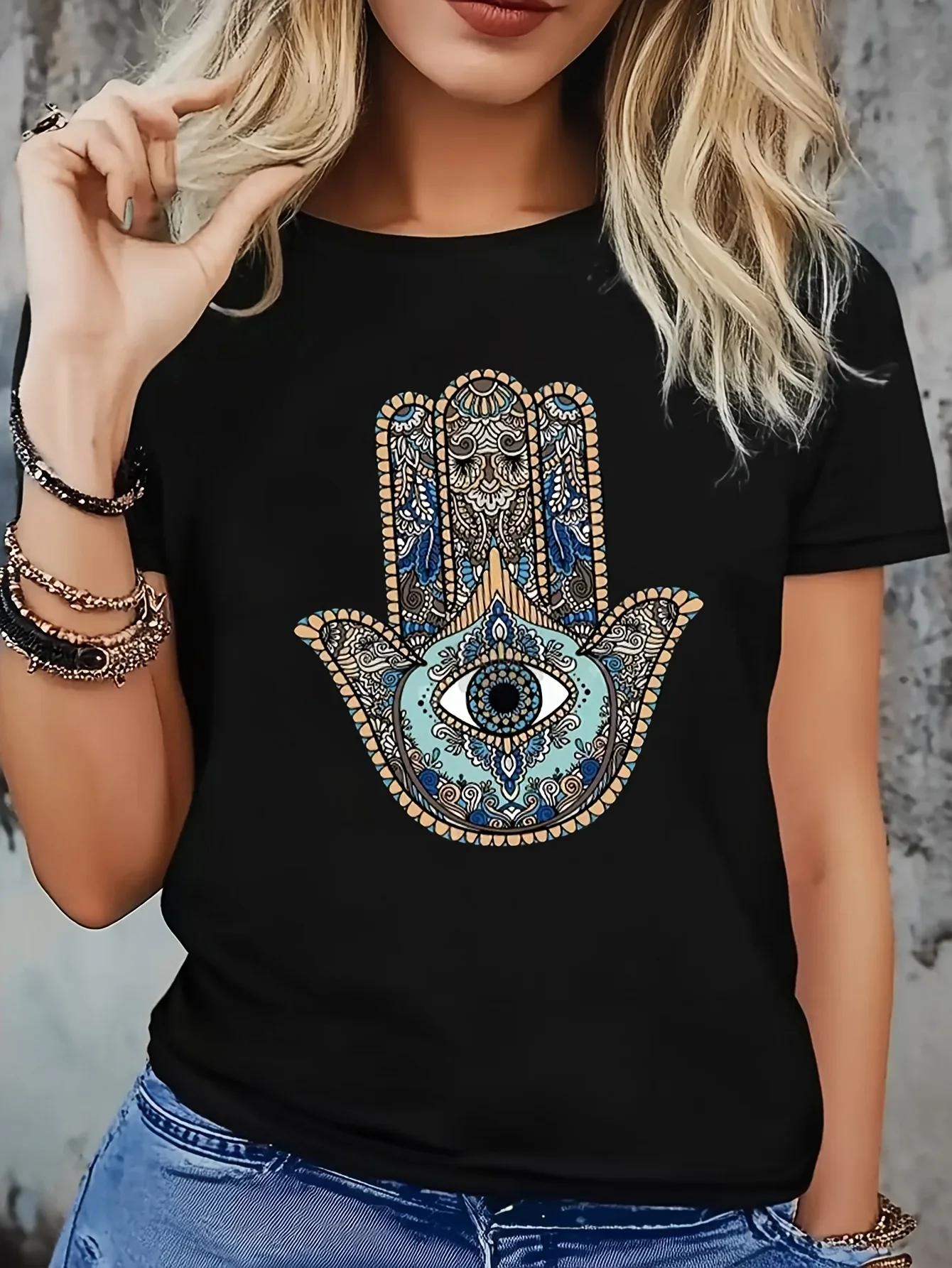 Hand & Eye Design Stretchy Short Sleeve Round Neck Top Season Casual Shirt Womens Bohemian Black T-Shirt with Intricate Hamsa