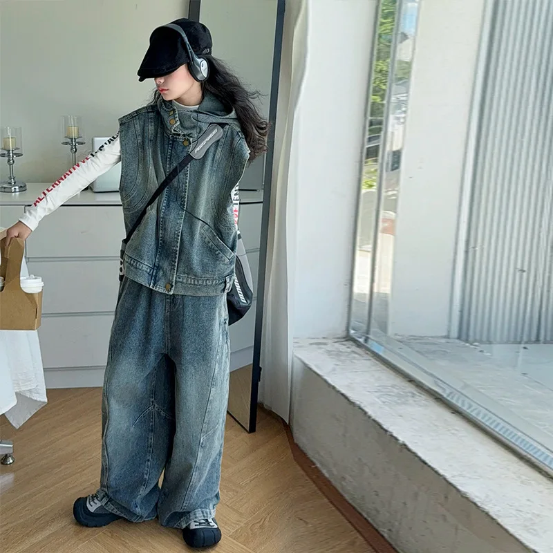 

Korean Kids Girls 3pcs Outfit Autumn Letter Printed Undershirt+Hooded Vest+Loose Straight Leg Jean Junior Girls Denim Sets