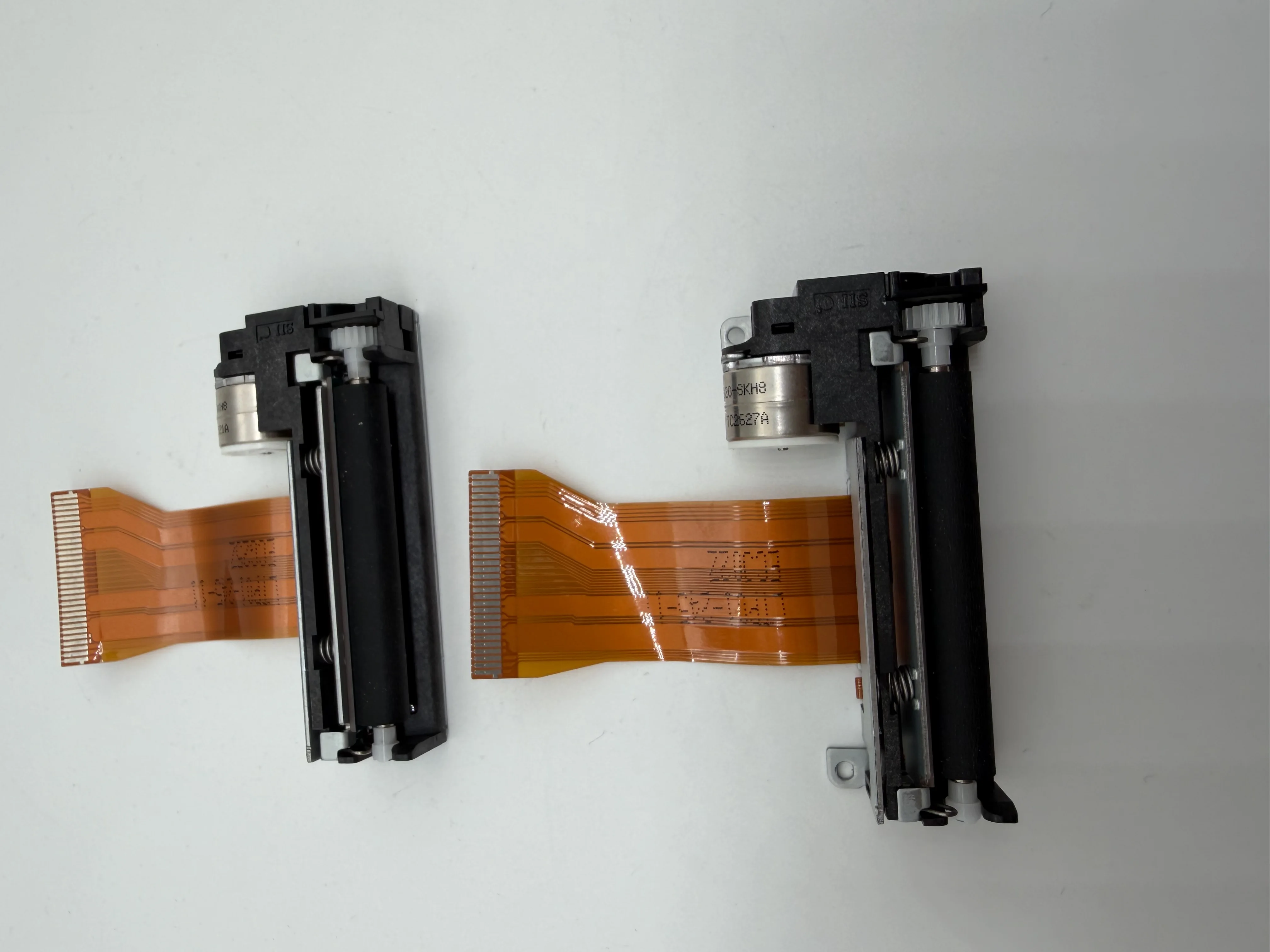 

Термопечатающая головка LTPZ245M-C384-E, LTPZ245M, LTPZ245, LTP01-245-08, LTP01-245-01, оригинальная, в наличии LTP01-245