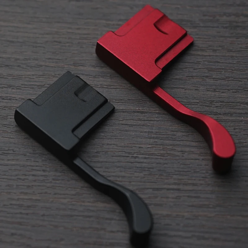 

Metal Thumbs Up Grip Hot Shoe Cover Camera Protector Cap For Fujifilm X100F X100V X100VI Better Balance and Grip Convenience