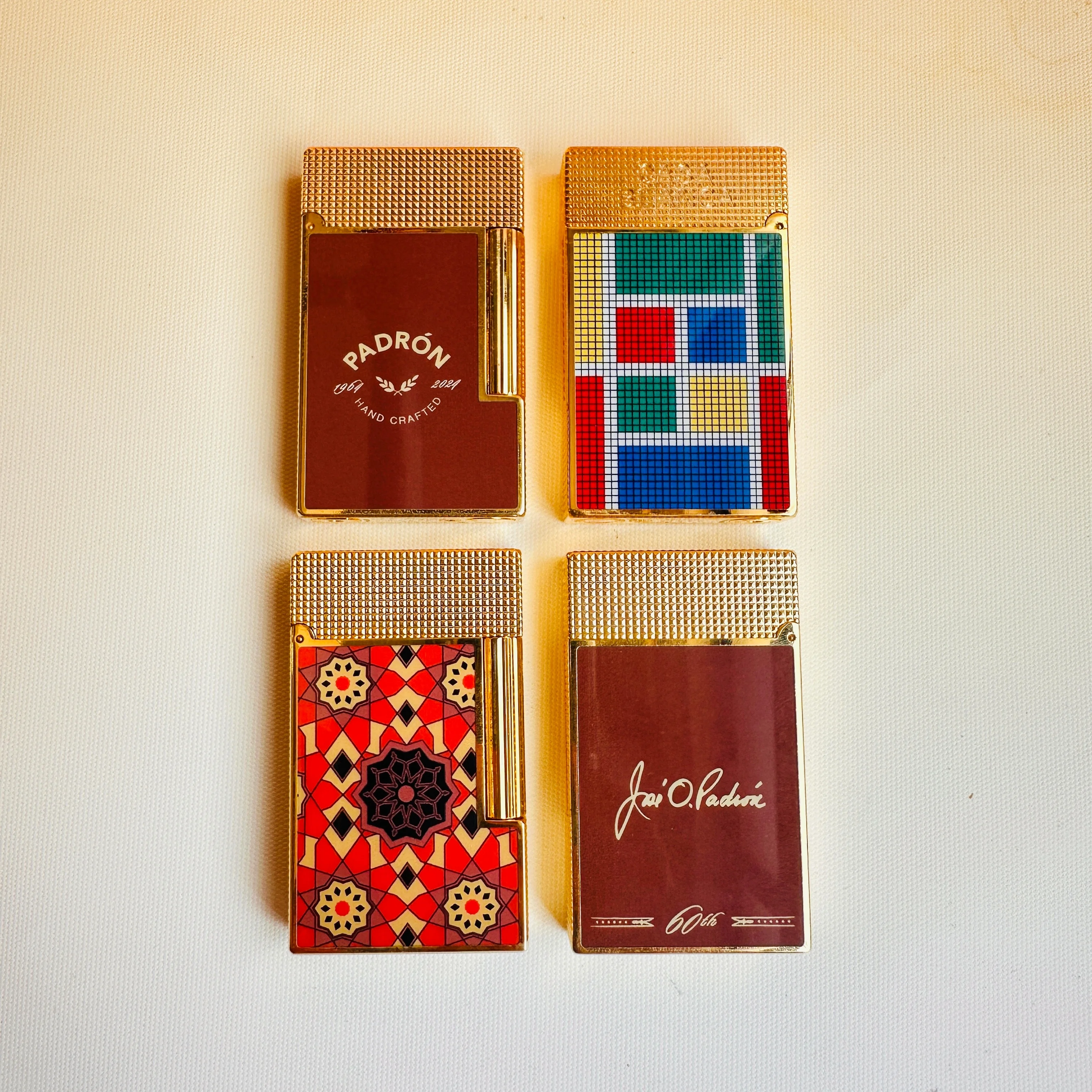 

Роскошная брендовая зажигалка из твердой меди, новейший дизайн, громкий звуковой эффект, мужской подарок, многоразовый в комплект входит один набор расходных материалов