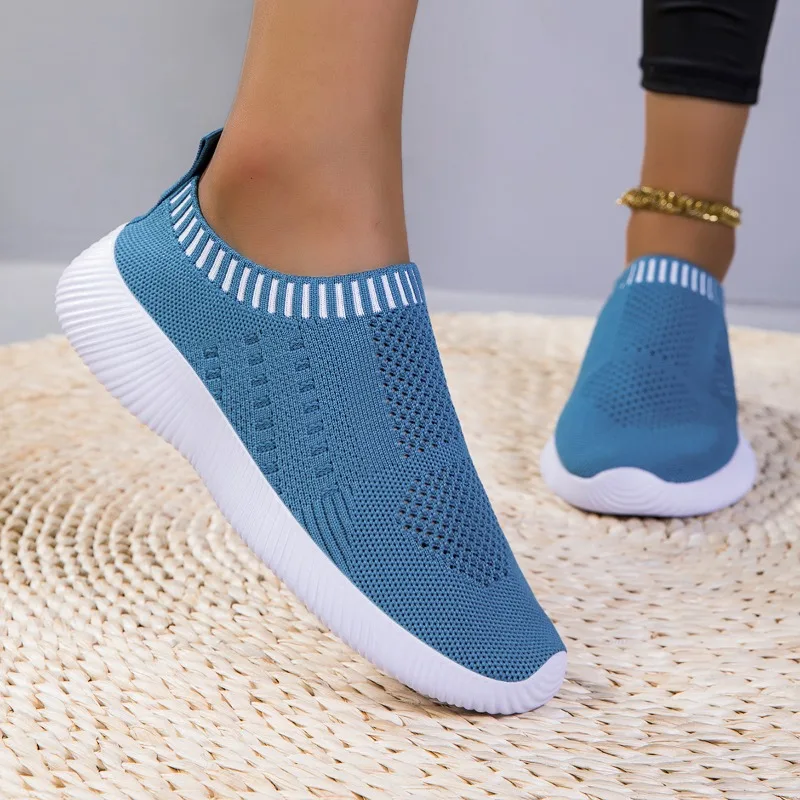 Women Knit Vulcanized Shoes High Quality Simple Sneakers Slip-On Flats Loafers Plus Size 42 Comfortable Soft Walking Flat