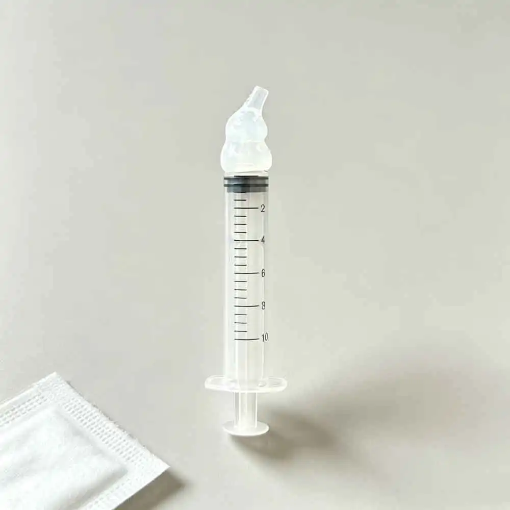 vvocci 10ml Syringe-style Nasal irrigator Baby Nasal Irrigator Cartoon Baby Oral Suction Nasal Aspirator Baby Snot Cleaner