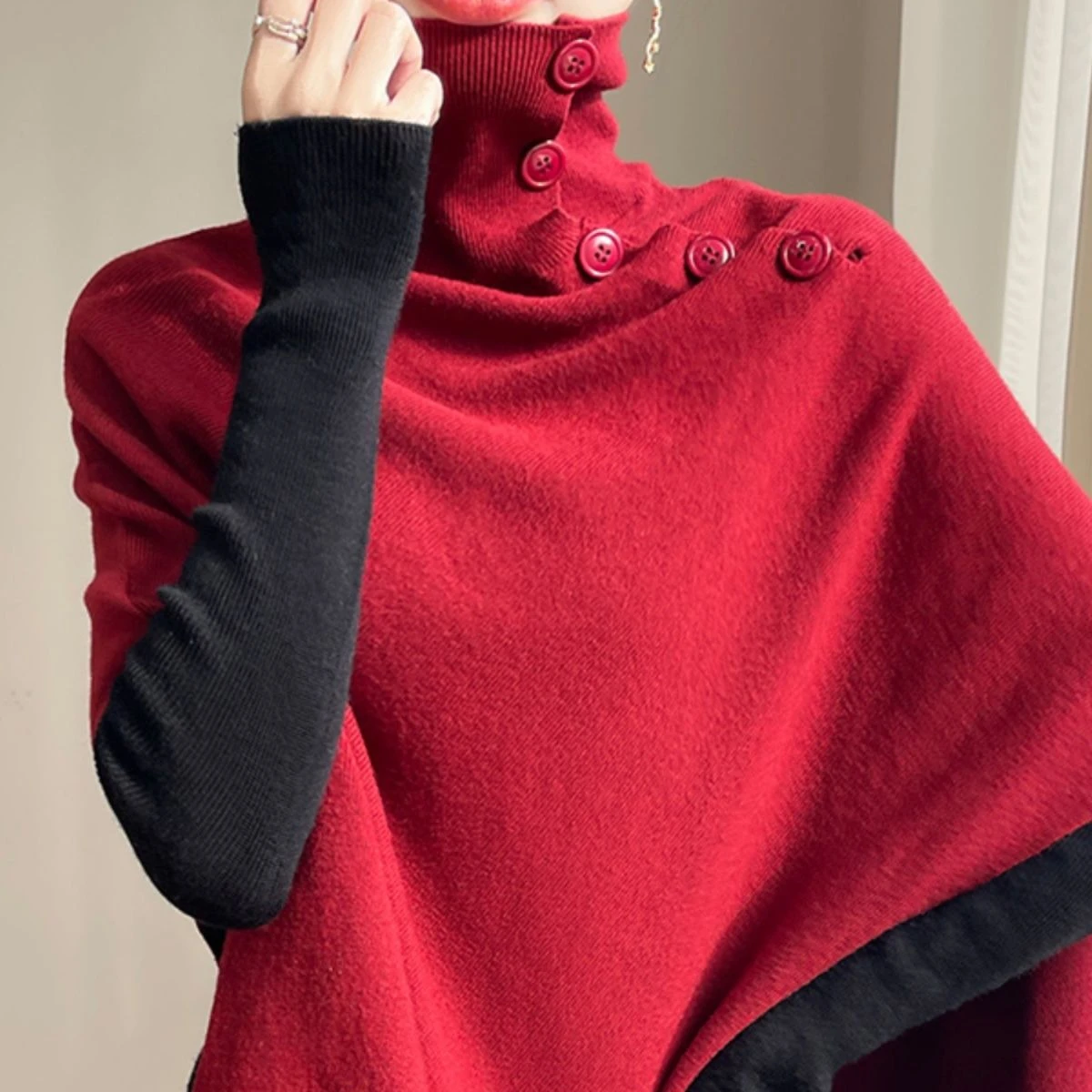 

Женские пуловеры с коротким рукавом в стиле гранж: рваные, с дырками, в стиле панк-рок, эстетичные, дерзкие, модные топы