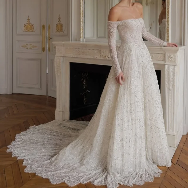 맞춤 제작된 반짝이는 아이보리 화이트 볼 가운 로얄 웨딩 드레스 스윗하트 스팽글 아플리케 백리스 로브 드