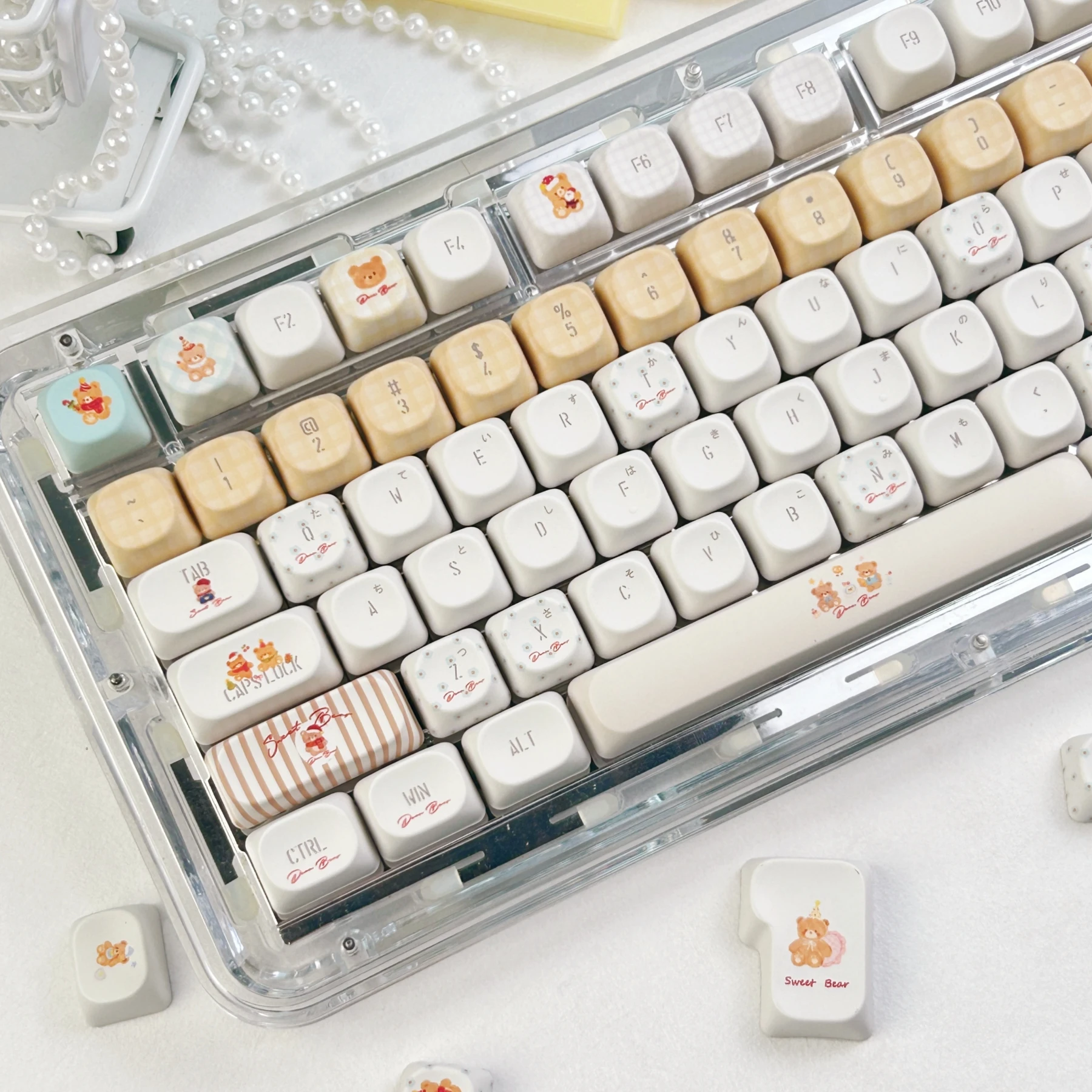 MAIMOOO Creamy Bear Keyboard Keycap MOA Cherry Profile Cute Checkered Floral PBT Custom Korean/Russian/Thai Mechanical Keycaps