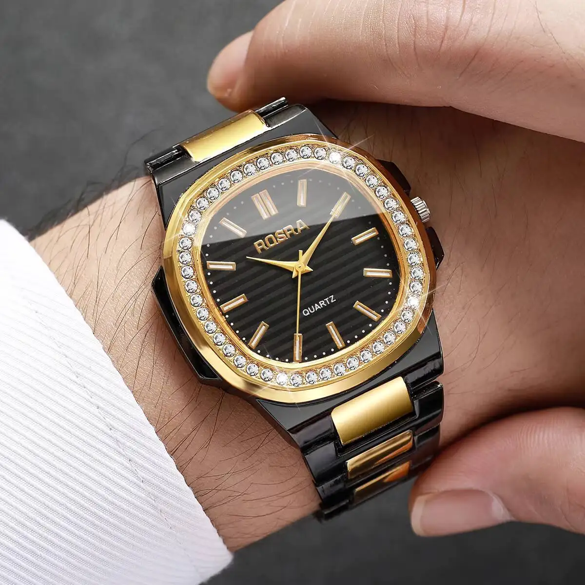 럭셔리 라인스톤 남성 비즈니스 시계 패션 스퀘어 다이얼 스틸 밴드 남성용 쿼츠 손목시계 Reloj Hombre(박스 없음)