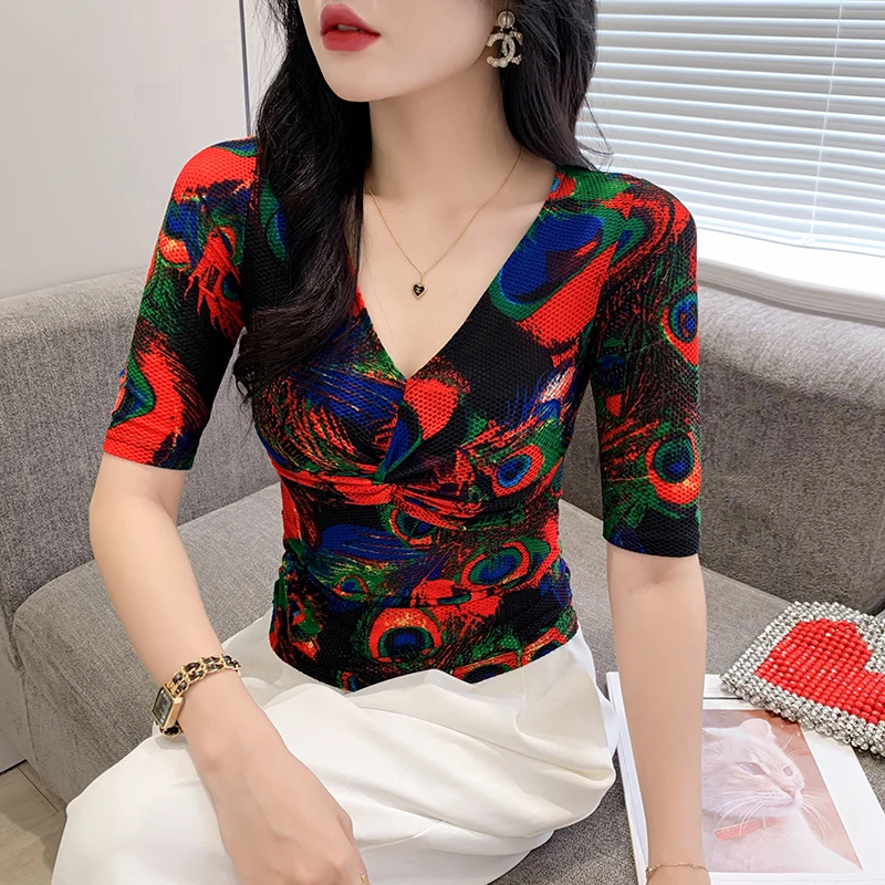 MadBlack Summer European Clothes V Necks T-Shirt Women Sexy Peacock Print Mesh Tops Short Sleeves Tees New 2023 T34784M