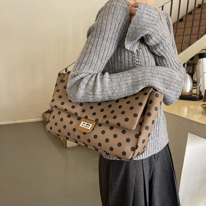

2025 Polka Dot Underarm Tote Bag - Korean Style Contrast Color Shoulder Bag for Women, Large Capacity Crossbody Purse
