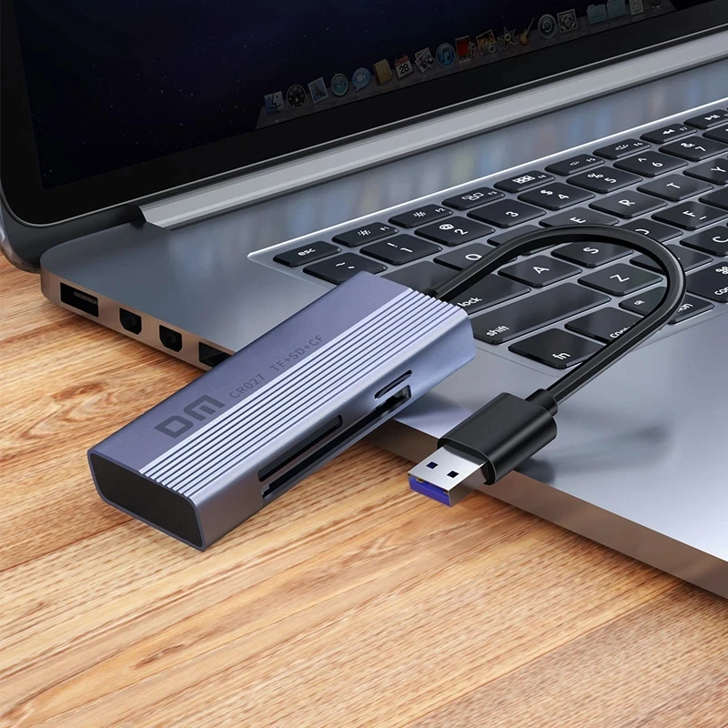 DM 3 في 1 SD/TF/CF قارئ بطاقة متعددة مع منفذ USB مناسبة لأجهزة الكمبيوتر المحمول قارئ بطاقة الذاكرة CR027