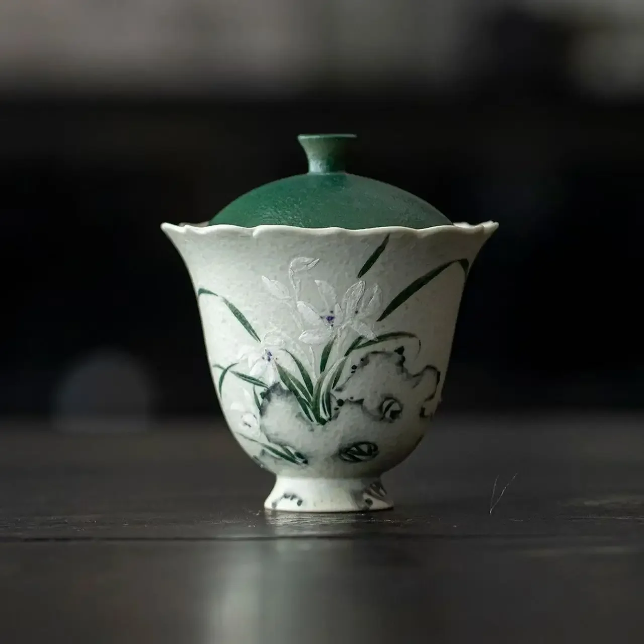 1Pc Flint Red Antique Hand-painted Orchid Ceramic Cover Bowl Kung Fu TeaSet High Foot Flower Mouth Household Tea Bowl Cover Bowl