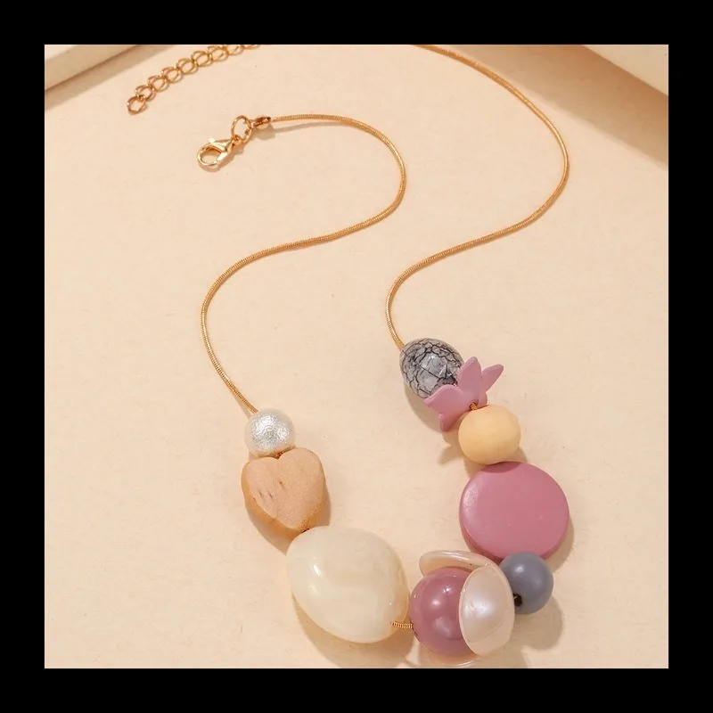 اليدوية الرجعية قلادة خشبية قلادة العرقية نمط مريلة قلادة المرأة المجوهرات