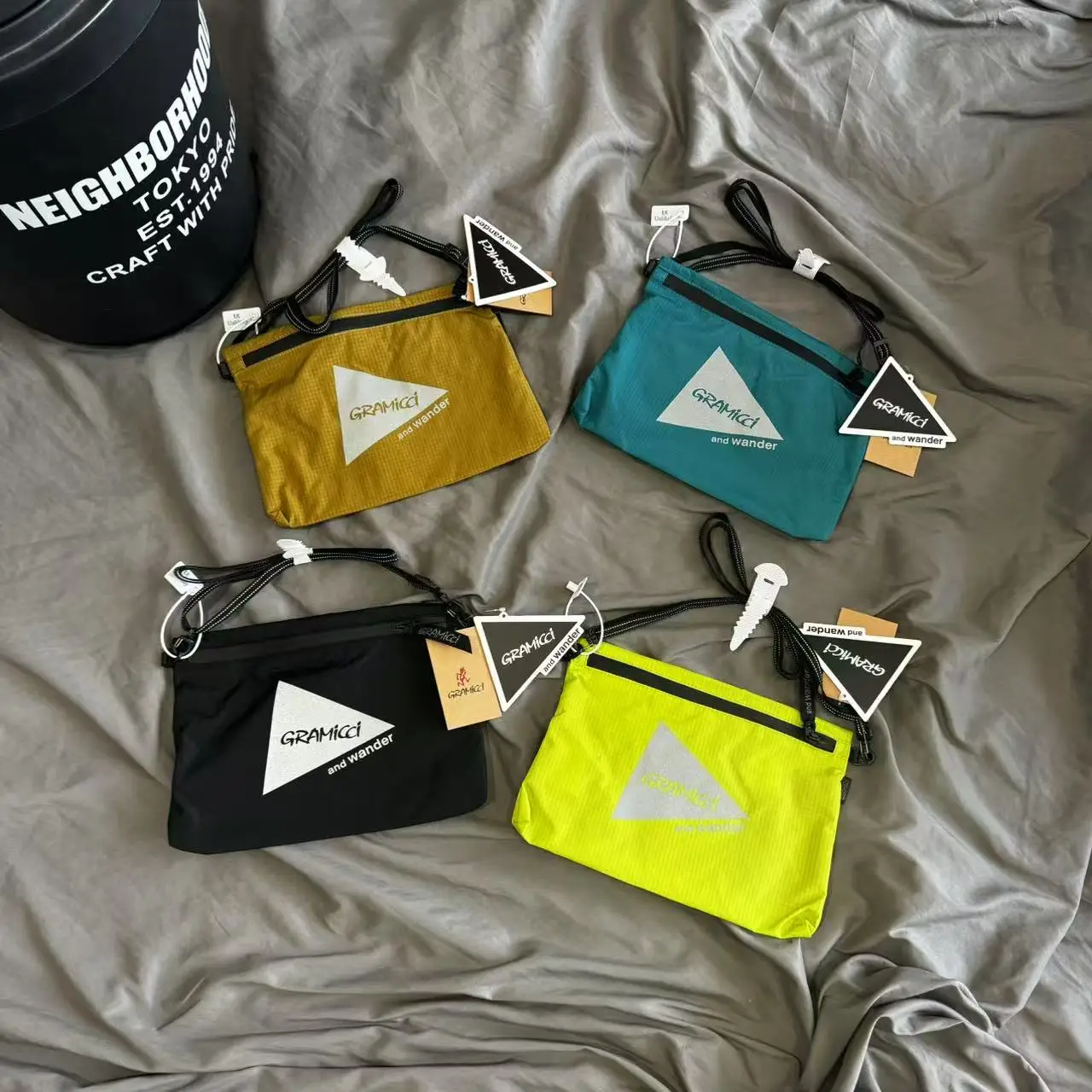 وحقيبة حبال مثلثة عاكسة للجنسين حقيبة رياضية كروس للمشي لمسافات طويلة وركوب الدراجات على الصدر حقيبة هاتف مقاومة للماء وخفيفة الوزن كاجوال