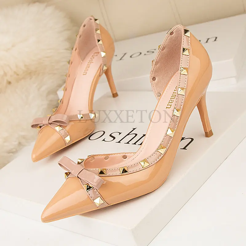 Women Luxury 7cm High Heels Sexy Scarpins Nightclub Pumps Glossy Leather Wedding Rivets Short Heels Bow Knot Hollow Event Shoes