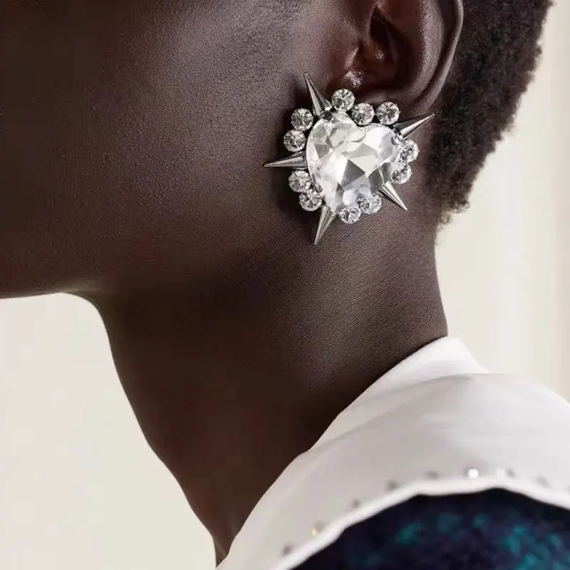 Rhinestone Heart Stud Earrings for Women Exaggerated Rivet Ear Jewerly