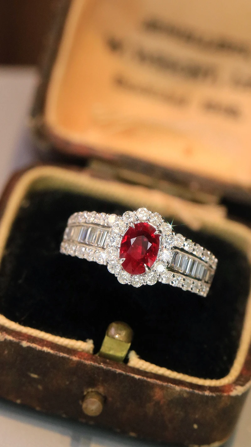LUOWEND 100% 18K White Gold Rings Luxury Palace Style Shiny Diamond Natural Ruby Gemstone Ring for Women High Party Jewelry
